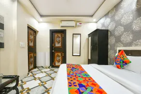 Townhouse ESIC Medical College Faridabad Formerly Royal Mountain - Room