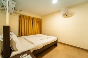 Kay's Riverview Resort - Near Baga Beach - Room