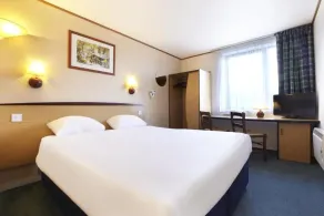 The Reston Hotel, Newcastle South (Washington), Part of the AG Collection - Habitación