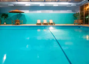 Holiday Inn Des Moines-Downtown-Mercy Campus by IHG - Piscine