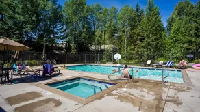 Mountain Harbor #147 3 Bedroom Condo - Pool