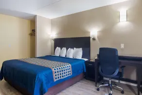 Rodeway Inn & Suites Monroeville-Pittsburgh - Chambre