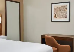 Hampton Inn & Suites New Orleans Canal St. French Quarter - Chambre