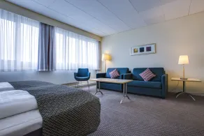Best Western Plus Airport Hotel - Room