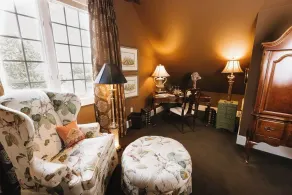 Claremont Inn & Winery - Room