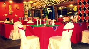 Le Bambou Gorilla Lodge - Restaurant
