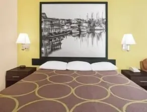 Super 8 by Wyndham Sumter - Chambre