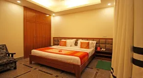 Stay @ 203 - Room