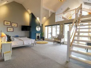 River Haven - River Thames Frontage House - Zimmer