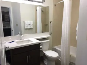 Candlewood Suites Vancouver/Camas by IHG - Salle de bain