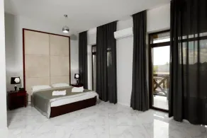 Giowine Hotel & Restaurant - Room