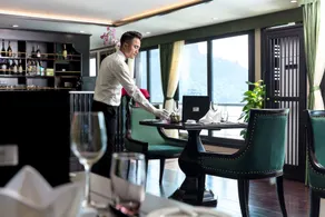 Orchid Premium Cruises - Restaurante