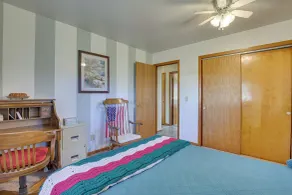 Family-friendly Home w/ Fire Pit ~ 10 Mi to Akron! - Interni