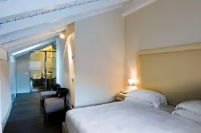 Active Hotel - Room