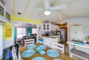 Pool + Bay Access! Home 13 Mi to Ocean City Beach - Interiør