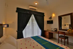 The Blue Wave Hotel - Chambre