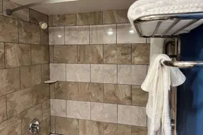 Quality Inn & Suites Louisville East - Chambre