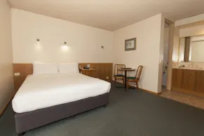 Echuca Nirebo Motel - Room
