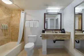 Best Western Hesperia-Victorville Suites - Salle de bain