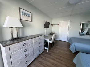 Sand Pebble Motor Lodge - Chambre