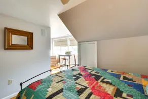 Hidden Charlottesville Home: 4 Mi to Downtown! - Værelse