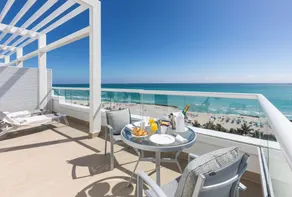 The Palms Hotel & Spa - Vue de la chambre