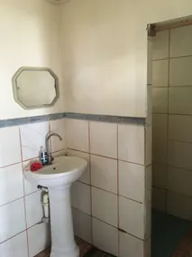Yasawa Long Beach Hideout Resort - Bathroom