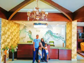 Hotel Crystal Rose - Sylhet - Reception