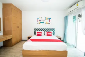 Shyne Place - Room