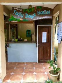 Tasty Dayz Hostel - Reception