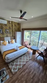 White Dove Luxurious Boutique Hotel, within 3 Km from Guwahati Airport - Værelse