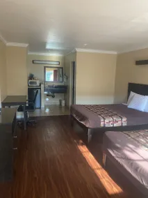 Anaheim Astoria Inn & Suites - Room