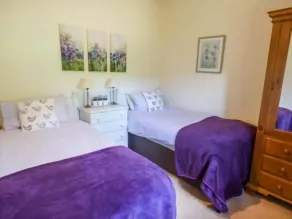 Street Head Farm - Room