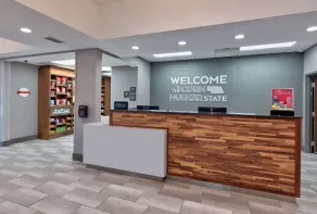 Hampton Inn Norfolk - Reception