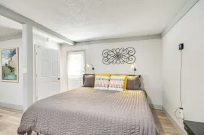 Sleek & Cozy Greenwood Studio Cottage! - Innvendig
