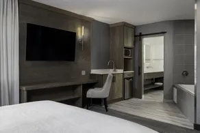 voco Niagara Falls - The Cadence by IHG - Room