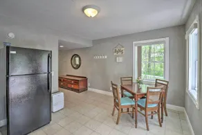 Trout Fishing Retreat on White River w/ Patio - Interiör