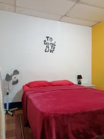 Hostal 4 Grados - Hostel - Chambre