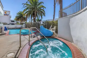 Comfort Suites San Clemente Beach - Piscine
