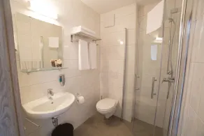 Dominik Hotel & Eventsaal - Bathroom