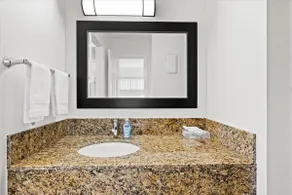 Surf Side Resort - Bathroom