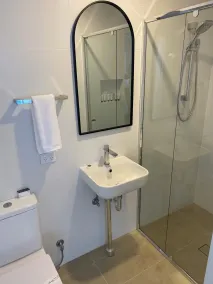 The Belmont Hotel - Baño