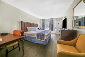 Econo Lodge Daytona Beach - Speedway - Zimmer