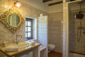 chambres d hotes Le Mas Julien piscine chauffée adult only - Bathroom