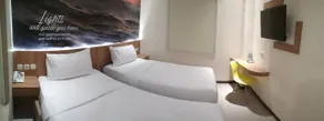 AYRA Hotel Airport Solo - Habitación