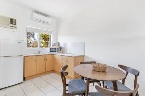 Coast Motel and Apartments - Chambre