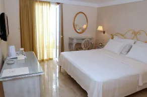 Hotel Azimut - Room