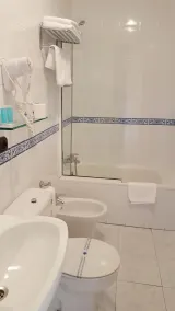 Hotel Naranjo De Bulnes - Salle de bain