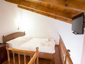 Xenon Apartments - Room