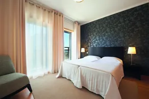 Real Marina Residence - Camera